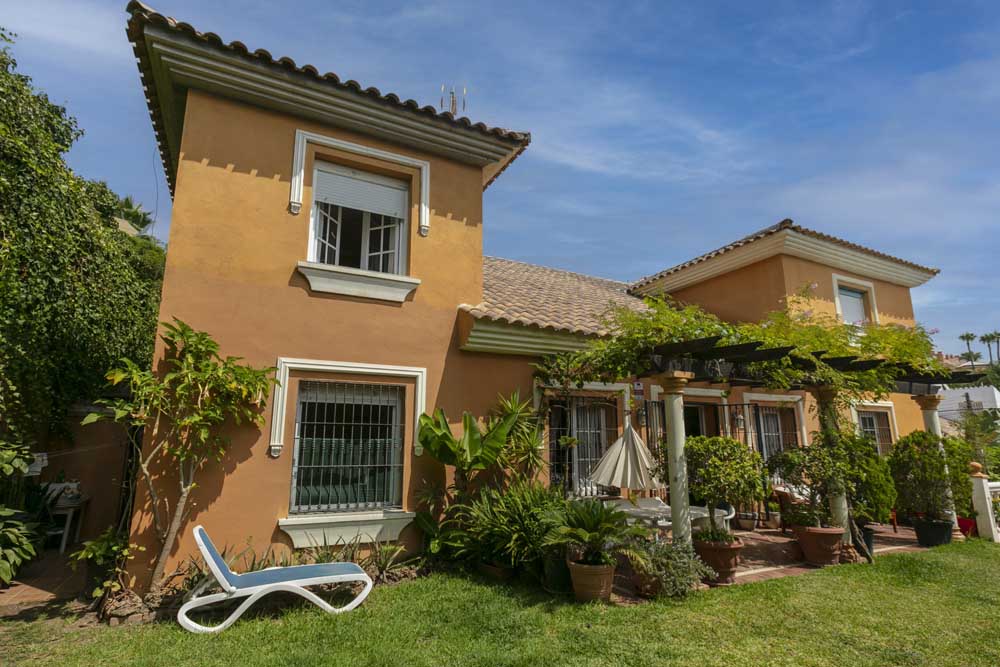 Qlistings - 3 Bedroom Villa For Sale In Nueva Andalucia Property Image