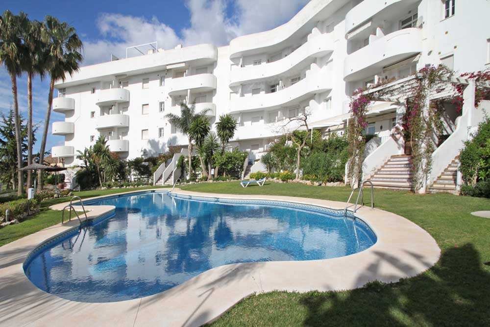 Qlistings - 2 Bedroom Apartment For Sale In Marbella Property Image