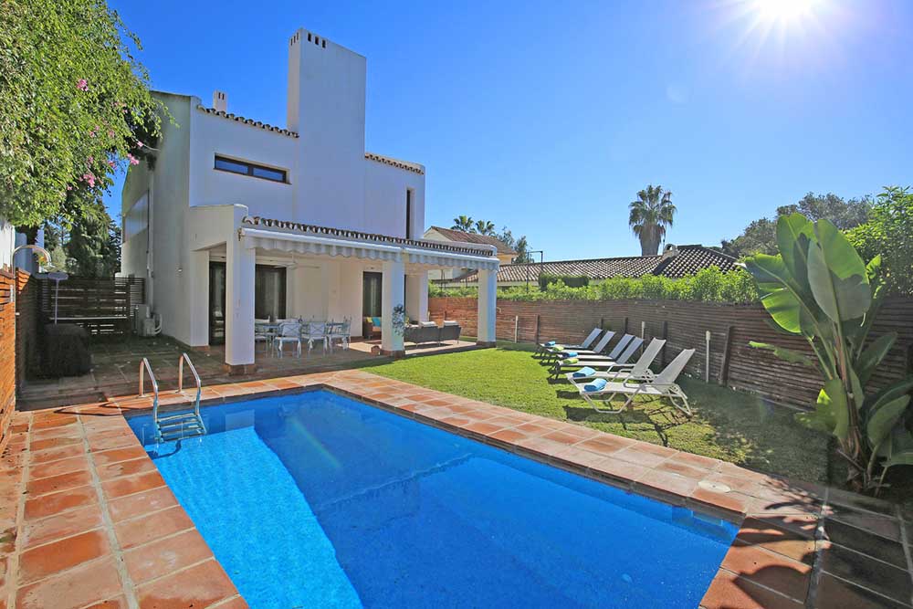 Villa For Sale in Casablanca, Marbella Golden Mile