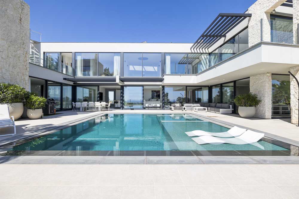Newly built contemporary villa in Benahavis