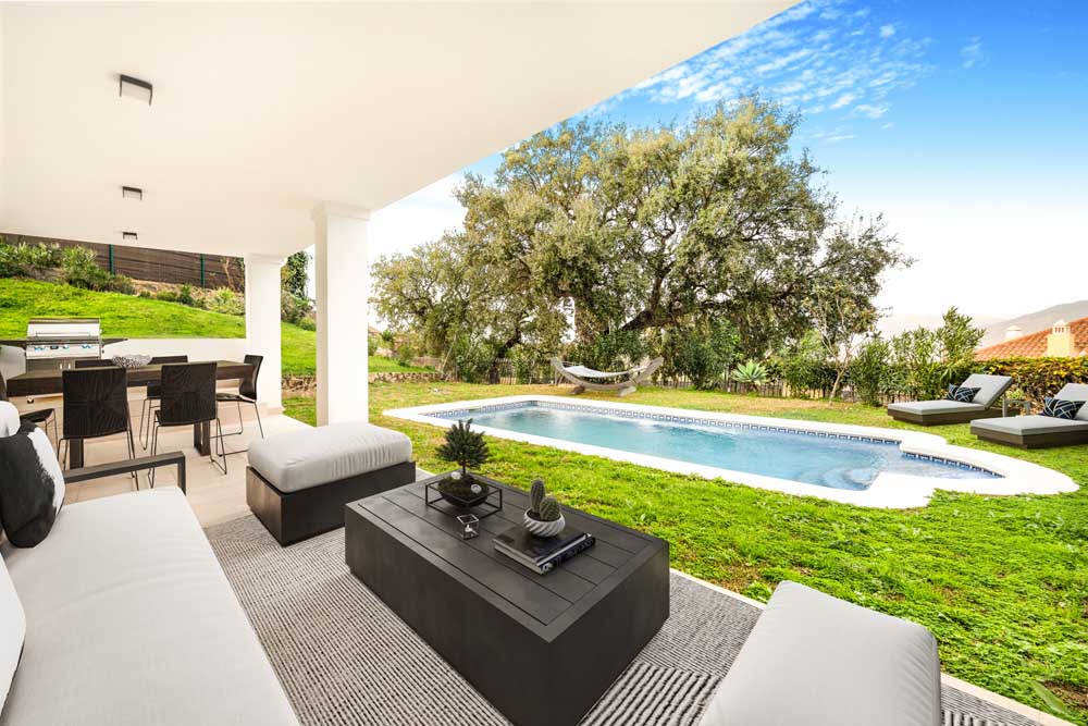 Fantastic semi detached villa in La Mairena