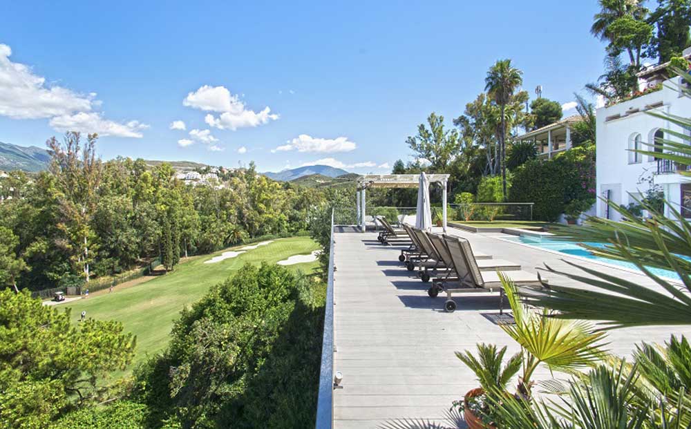 Luxury villa in Nueva Andalucia